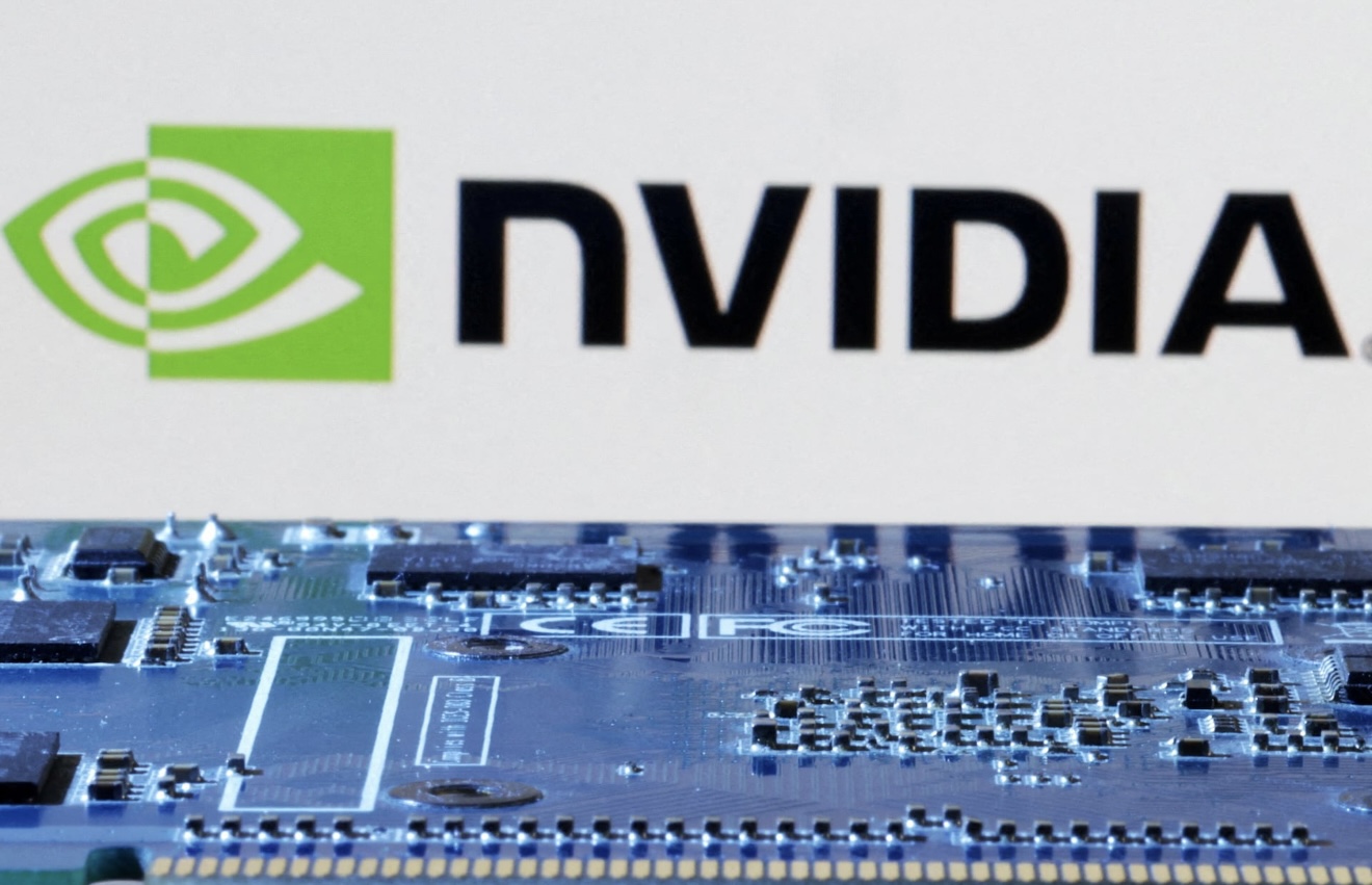 高通发布AI加速器并计划部署在神秘机架系统中(图1)