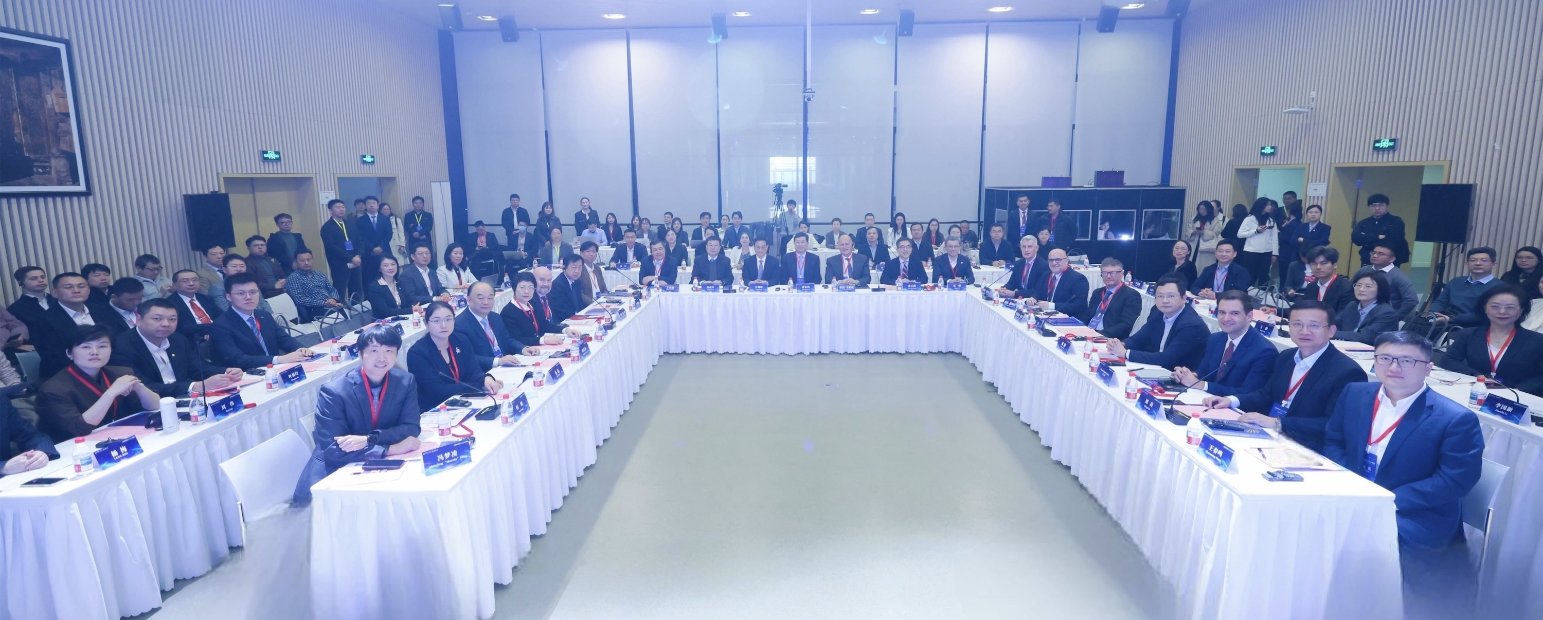 通用技术环球医疗出席2026世界数字健康论坛助力全球首个AI医院国际共识发布(图2)